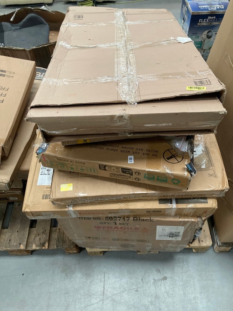 8 X A VARIETY OF ITEMS, INCLUDING THE YAHEETECH 59