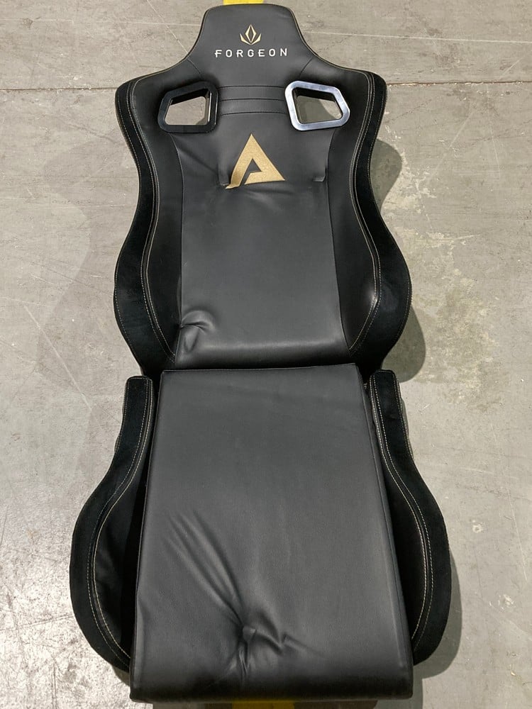 BLACK FORGEON GAMING CHAIR (MAY BE DAMAGED OR INCO