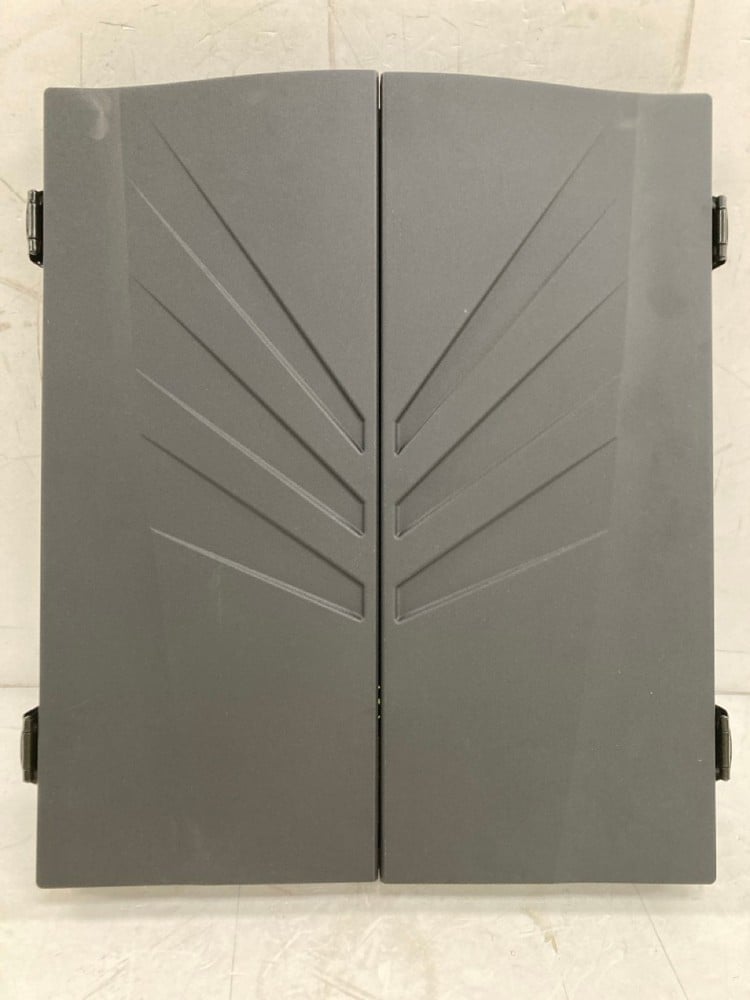 ULTRASPORT ELECTRIC DARTBOARD WITH TIP-TIPPED DART
