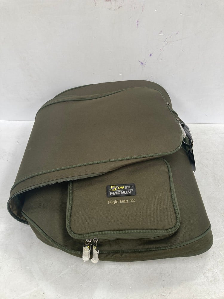 CARP SPIRIT HARD-SIDED BACKPACK FOR FISHING RODS