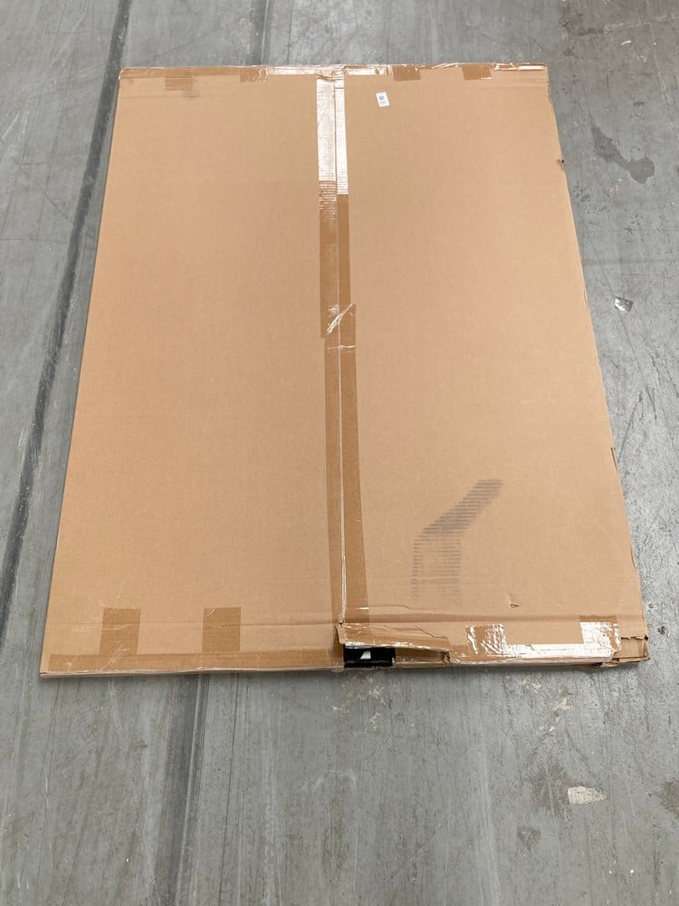 3 X MAGNETIC WHITEBOARD WITH ALUMINIUM FRAME, MARK