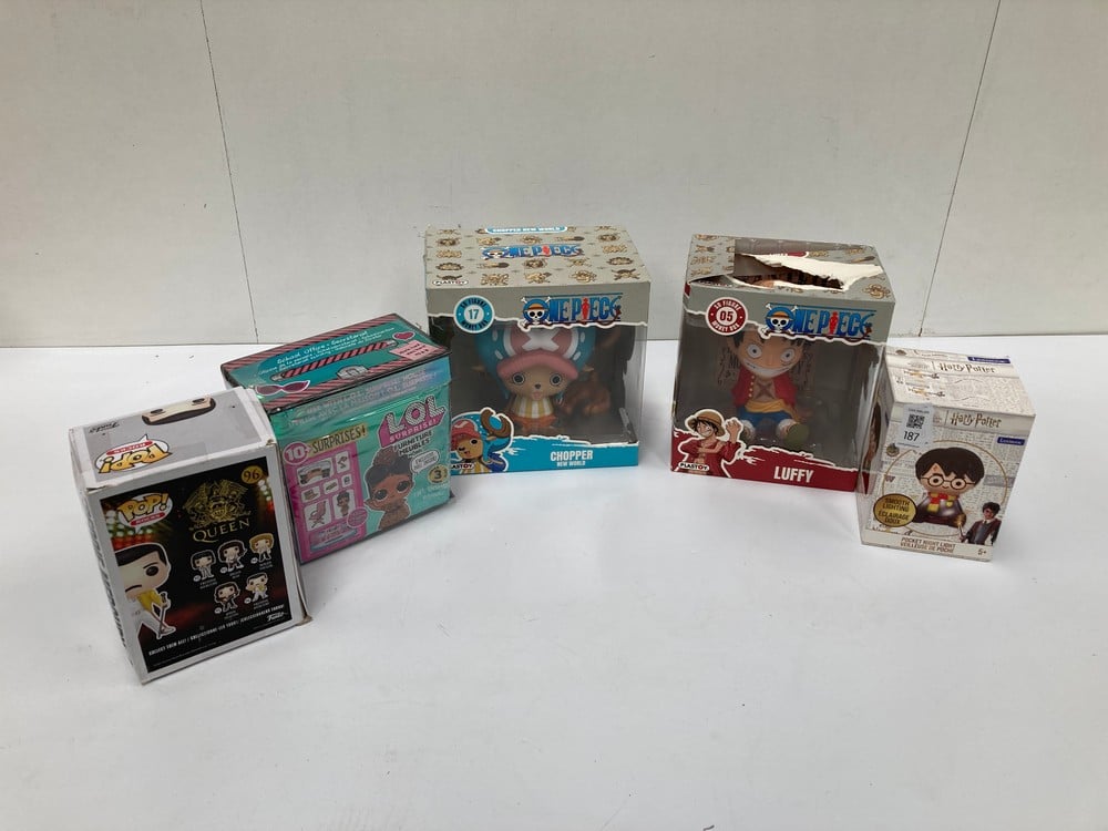 5 X TOYS FROM VARIOUS BRANDS AND TYPES, INCLUDING 