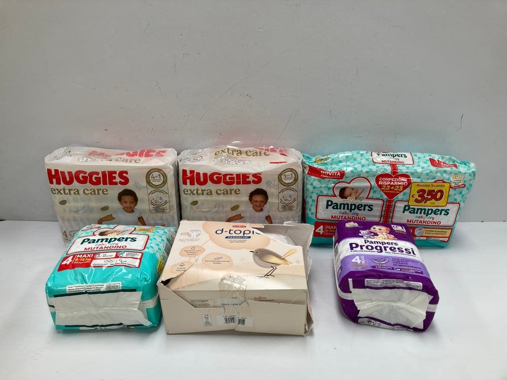 6 X DIAPER PACK FEATURING VARIOUS BRANDS AND TYPES