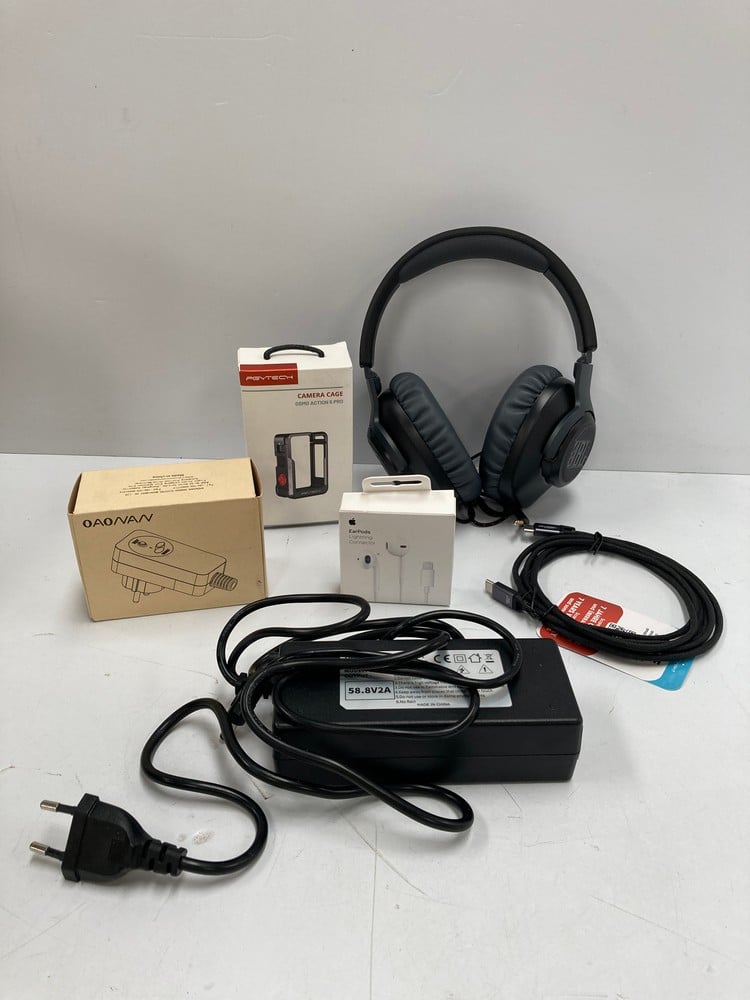 6 X TECHNOLOGY ITEMS FROM VARIOUS BRANDS AND MODEL
