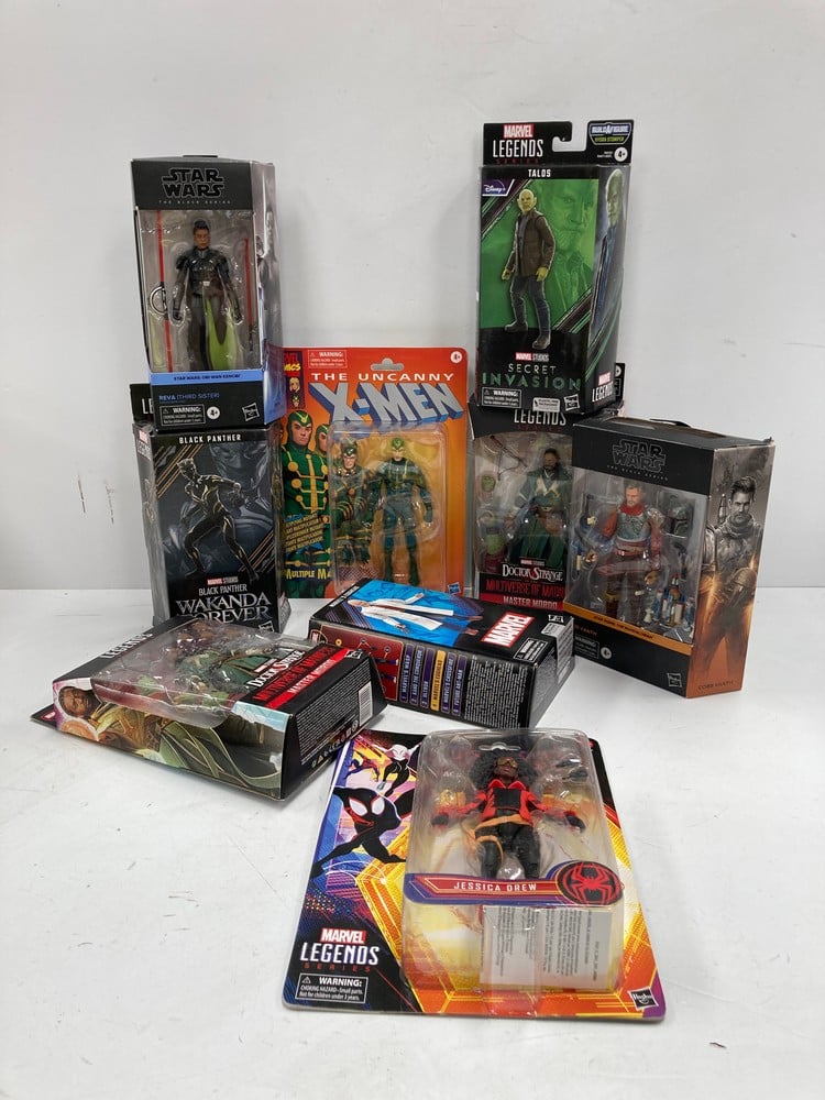 9 X TOYS FROM VARIOUS BRANDS AND IN VARIOUS FORMS,