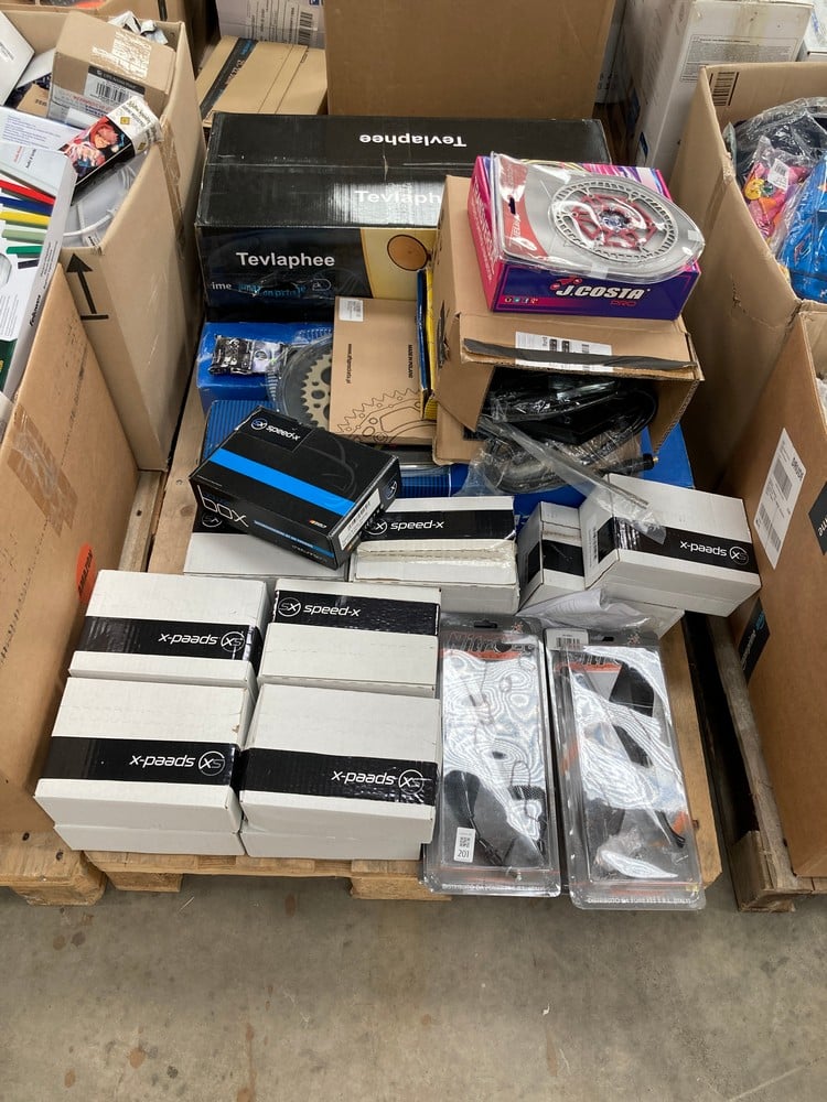 PALLET OF MISCELLANEOUS ITEMS INCLUDING SX SPEED-X