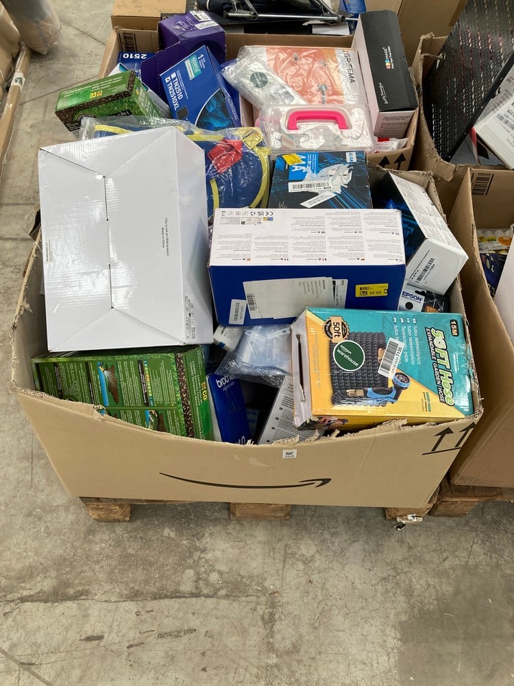 PALLET OF MISCELLANEOUS ITEMS INCLUDING INK CARTRI