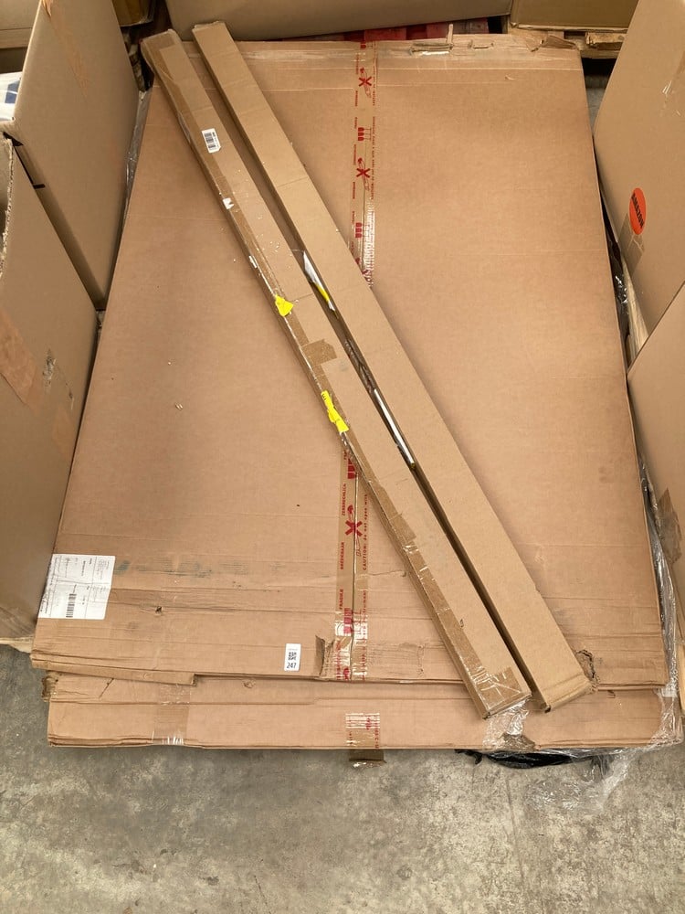 PALLET OF MISCELLANEOUS ITEMS INCLUDING A PLAIN TR