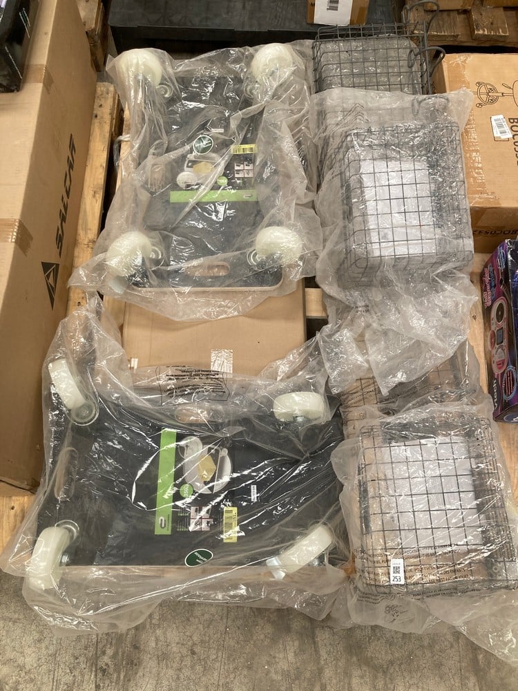 ASSORTED ITEMS PACKAGE INCLUDING THE SPECTRUM DIVE