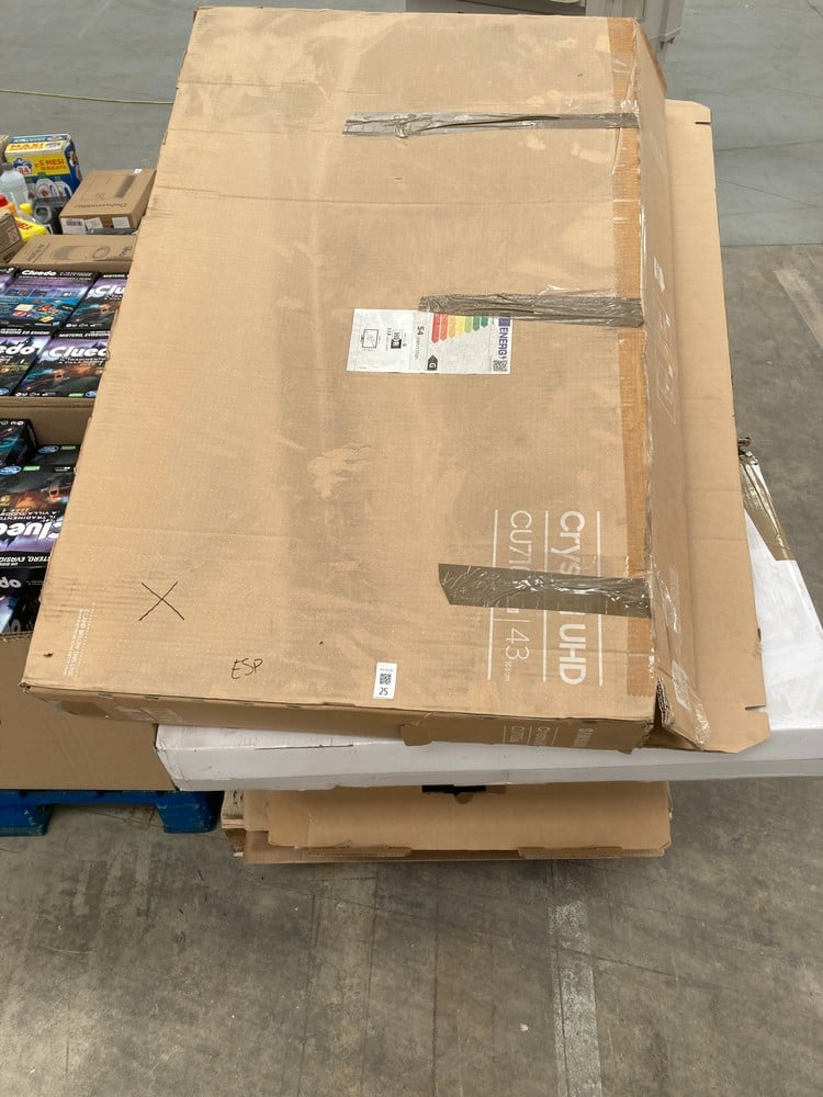 10 X MONITORS FROM VARIOUS BRANDS AND MODELS, INCL