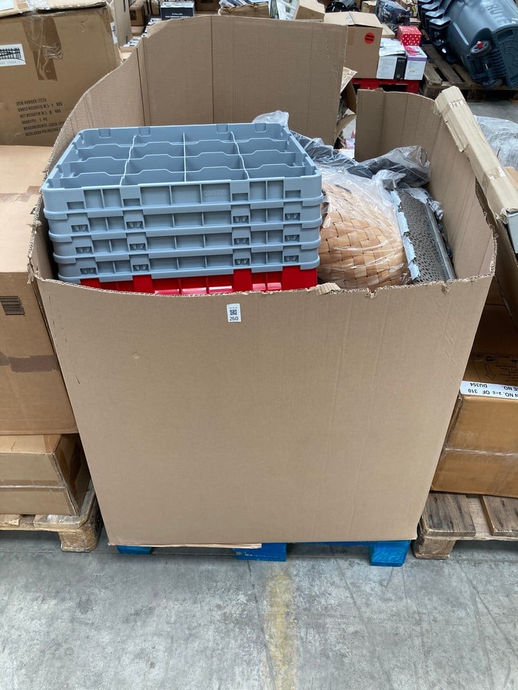 PALLET OF MISCELLANEOUS ITEMS INCLUDING A BIG BUY 