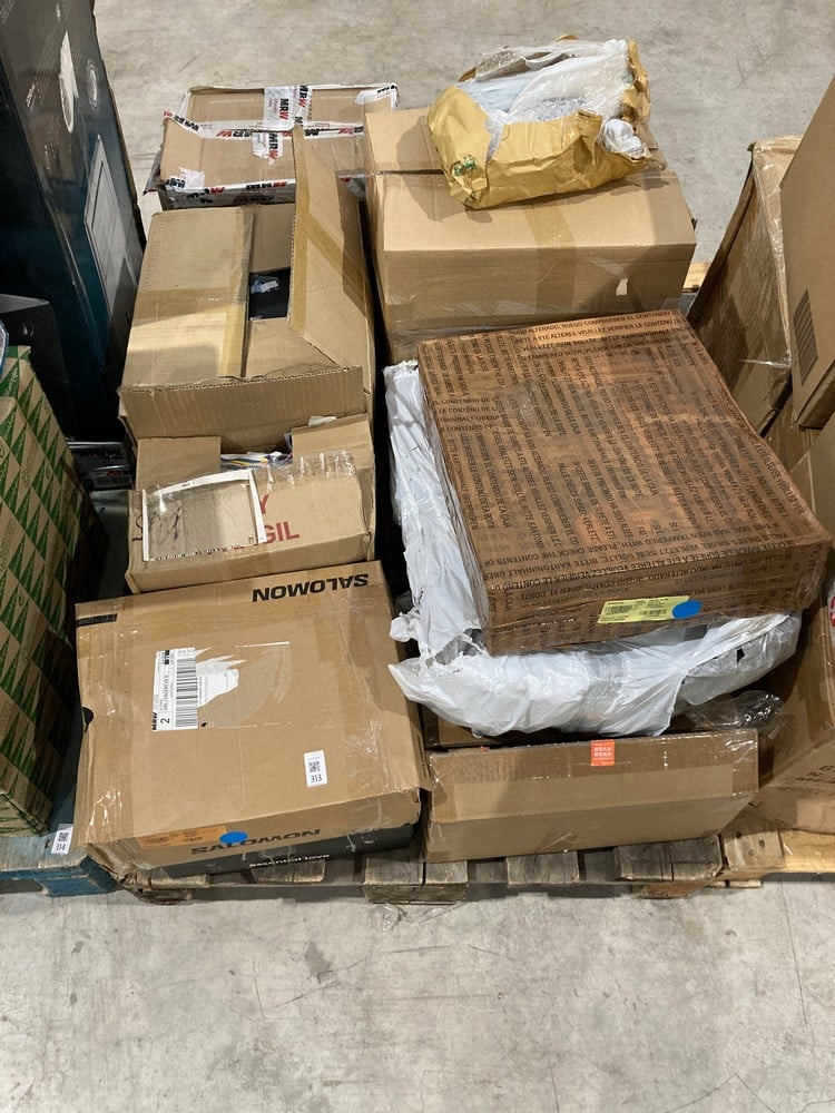 PALLET OF MISCELLANEOUS ITEMS INCLUDING A CECOTEC 
