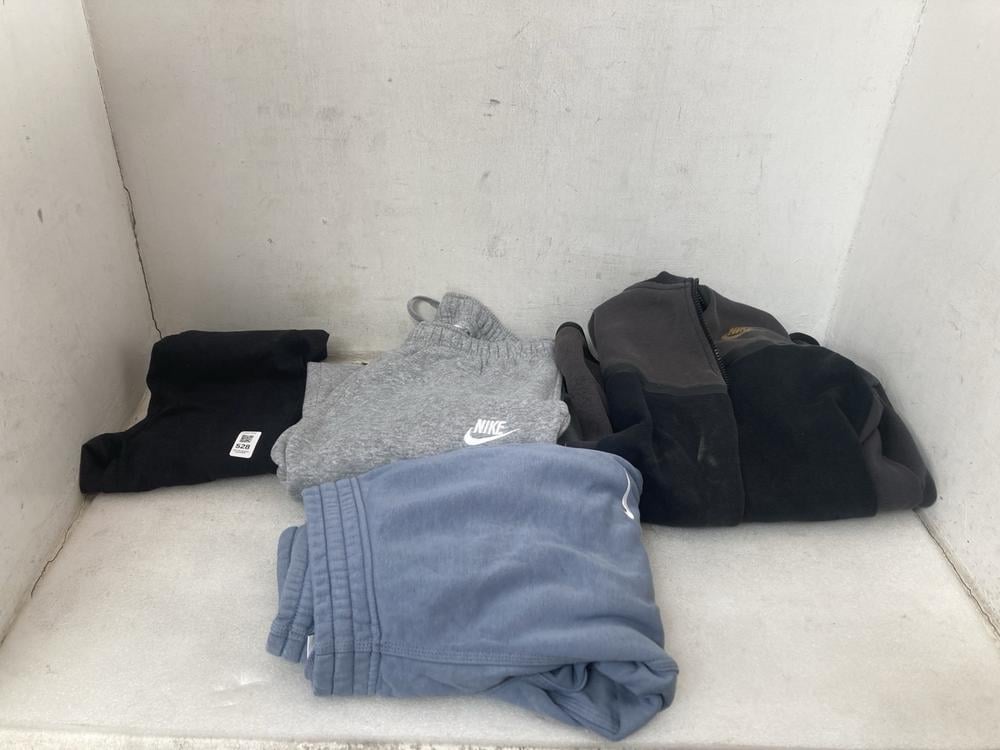 4 X ASSORTED CLOTHES TO INCLUDE NIKE AIR LEGGINGS 
