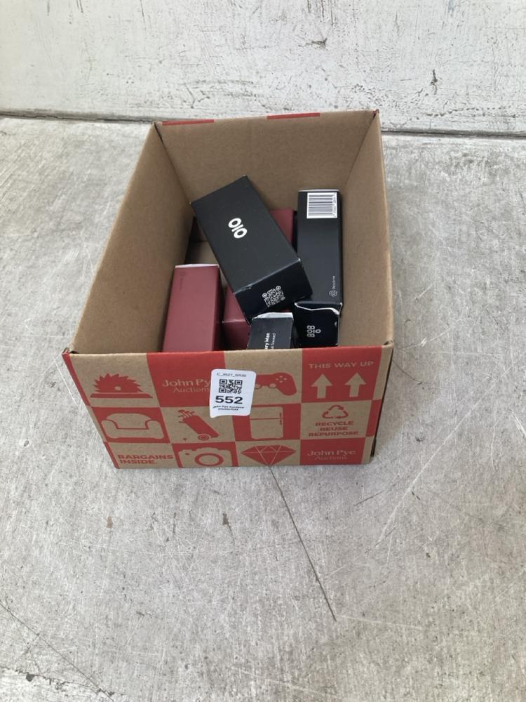 BOX OF ASSORTED ITEMS TO INCLUDE THE ORDINARY MAN 