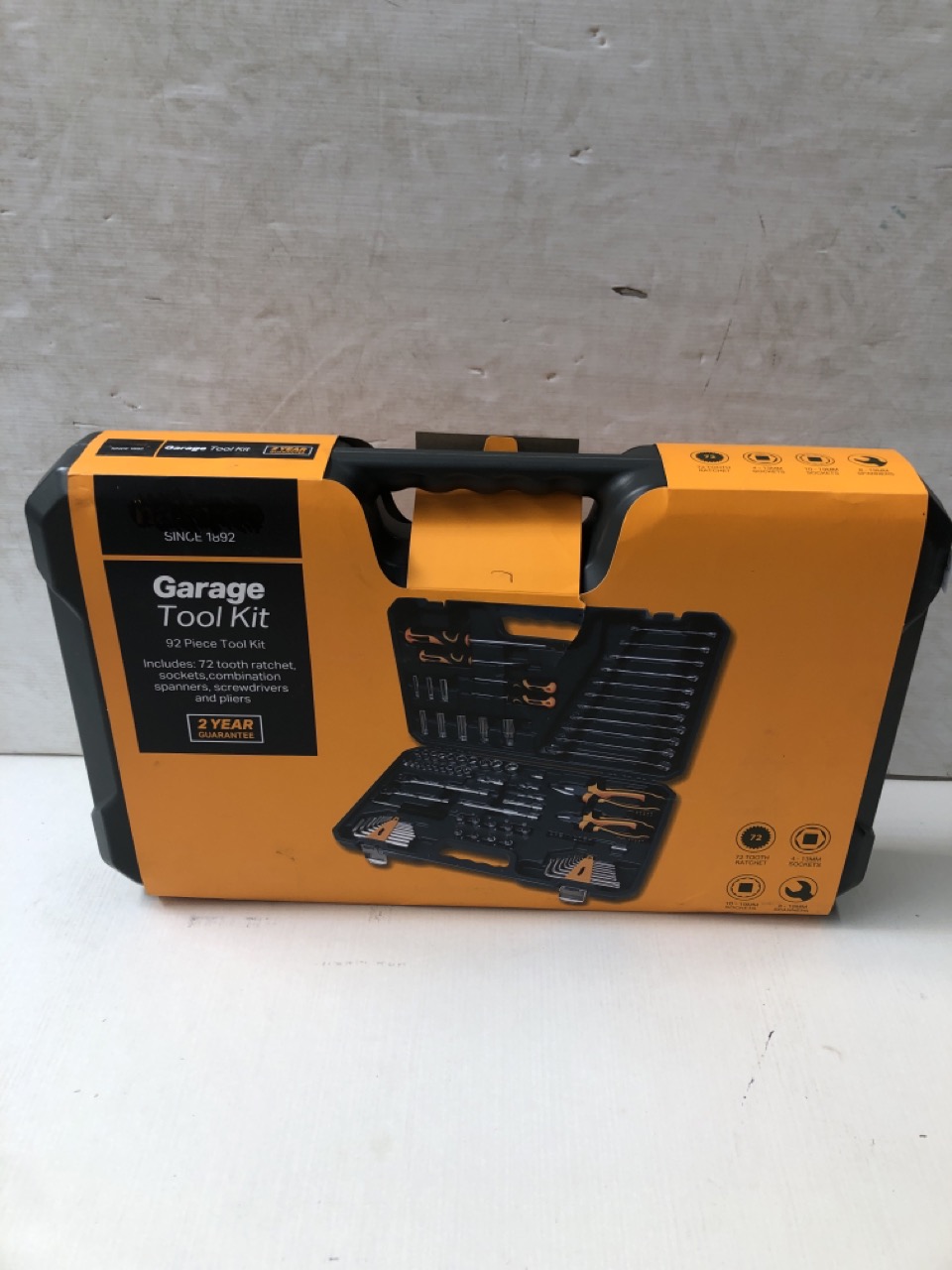 John Pye Auctions 92 PIECE GARAGE TOOL KIT