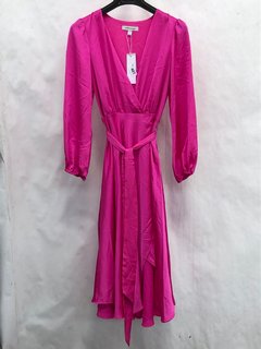 FOREVER NEW MARILYN SATIN WRAP MIDI DRESS IN PINK - SIZE 10 - RRP £115: LOCATION - J18