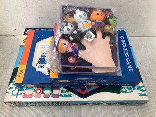 QTY OF ASSORTED TOYS AND GAMES TO INCLUDE SOUTH PARK CHESS SET: LOCATION - J18