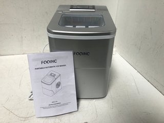 FOOING HZB-12/B PORTABLE ICE MAKER IN SILVER: LOCATION - I16