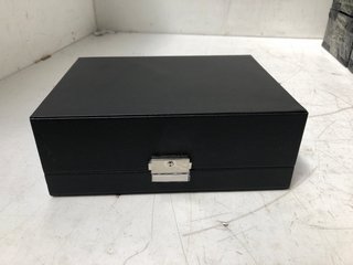 QTY OF JEWELLERY BOXES IN BLACK: LOCATION - I15