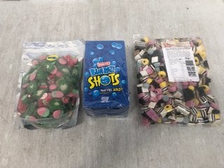 QTY OF ASSORTED SWEETS TO INCLUDE BOBBY'S BLUE RAZZ SHOTS SOUR BLUE RASPBERRY CANDY BALLS - BBE 1/8/25: LOCATION - I11