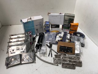 BOX OF ASSORTED MAINTENANCE PARTS AND PIECES - TO INCLUDE BOSCH TRUVO DIGITAL DETECTOR: LOCATION - J3