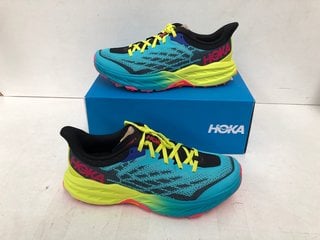 HOKA SPEEDGOAT 5 TRAINERS IN MULTI - UK 10.5: LOCATION - H16