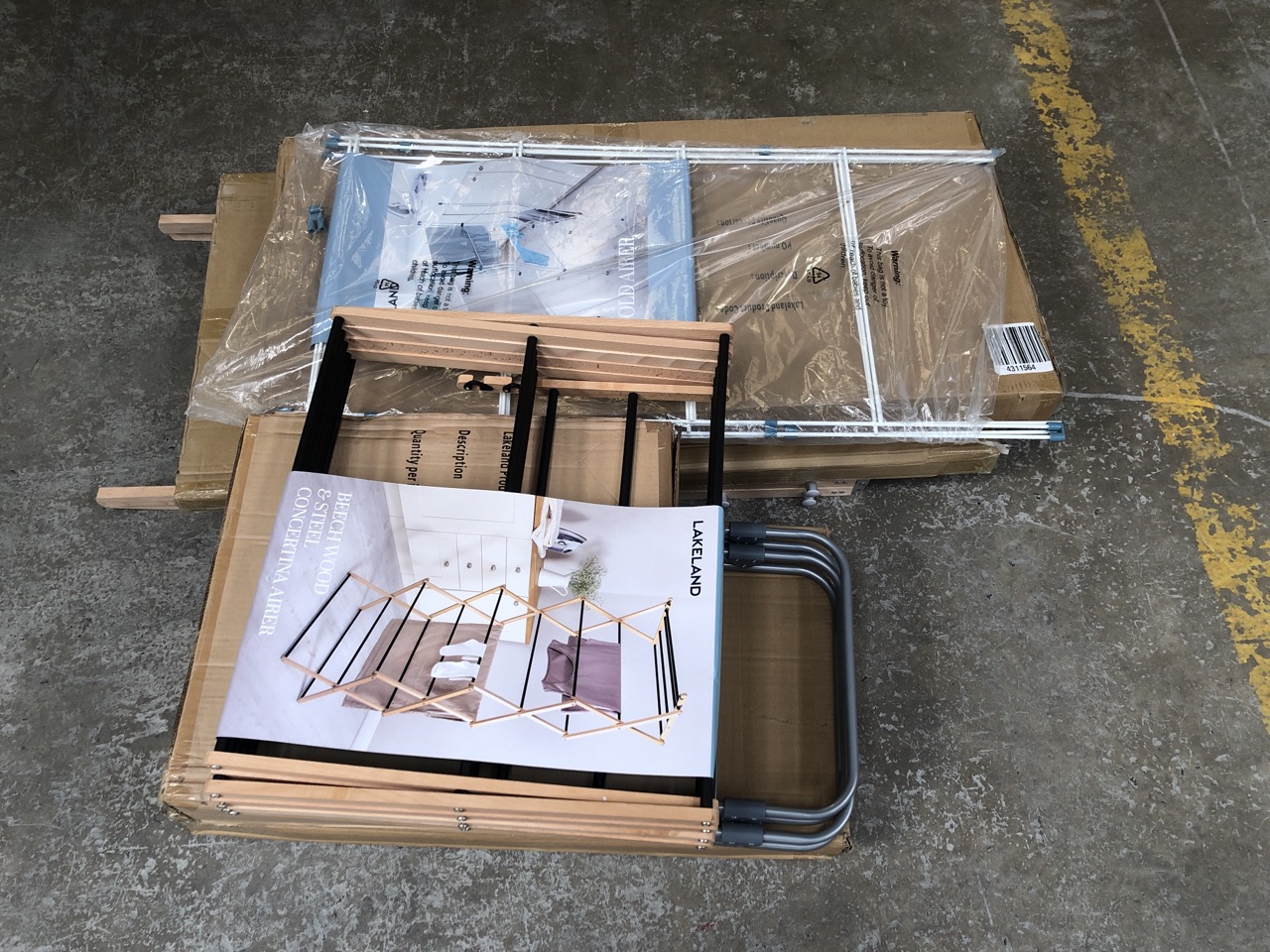 John Pye Auctions ASSORTMENT OF LAKELAND AIRERS TO INCLUDE BEECH WOOD