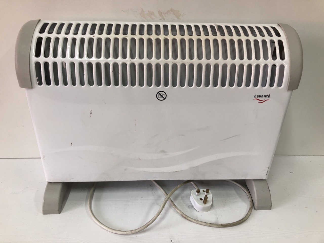 John Pye Auctions - 3 X ITEMS INC AIRMASTER OIL FILLED RADIATOR (COLLECTION  OR OPTIONAL DELIVERY AVAILABLE*)
