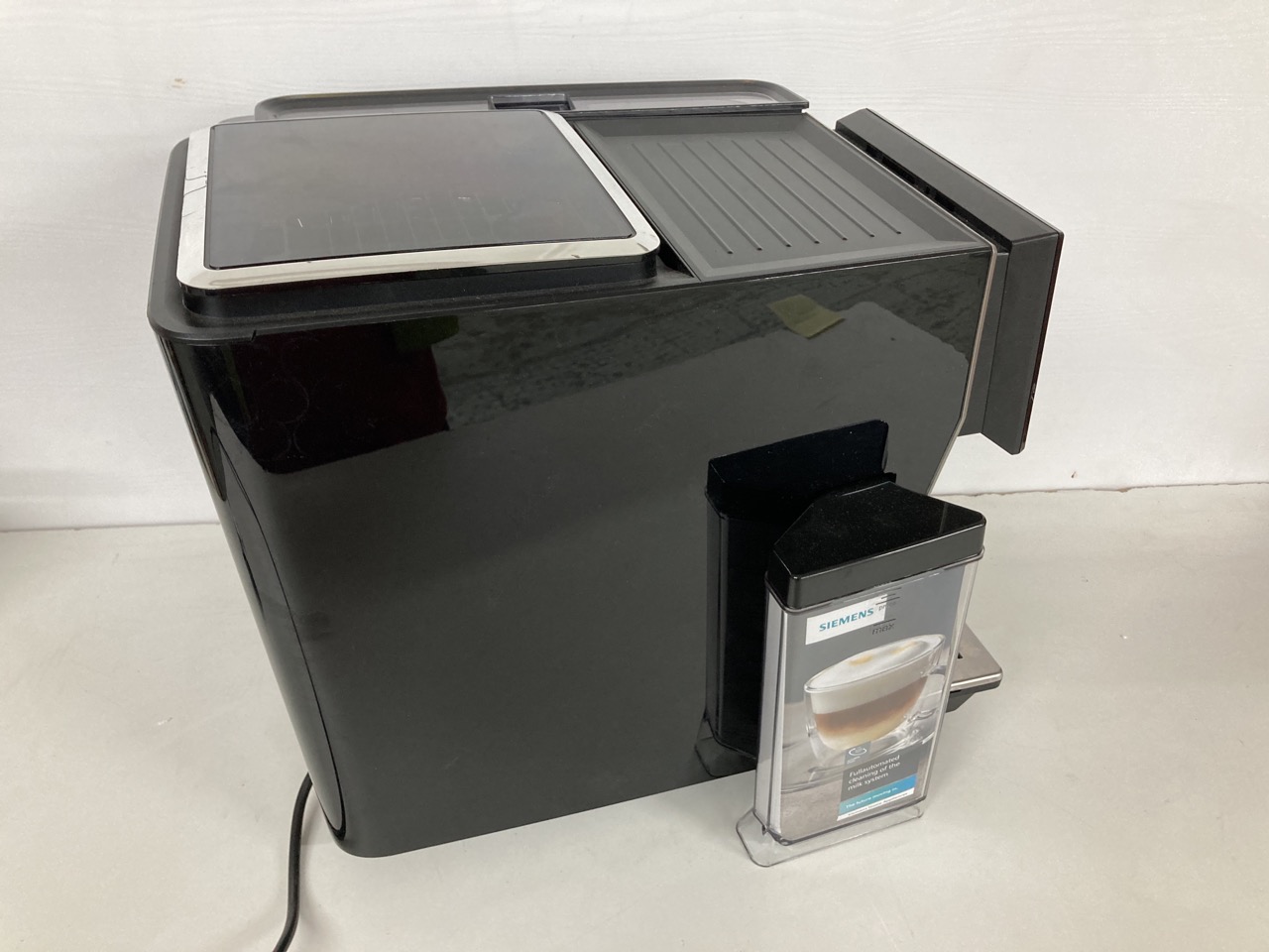 John Pye Auctions SIEMENS EQ.700 INTEGRAL FULLY AUTOMATIC ESPRESSO