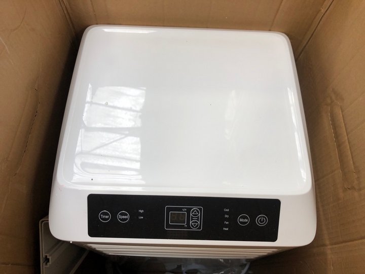 John Pye Auctions - THE MICROCOLON 900BTU PORTABLE AIR CONDITIONER:  LOCATION - B8