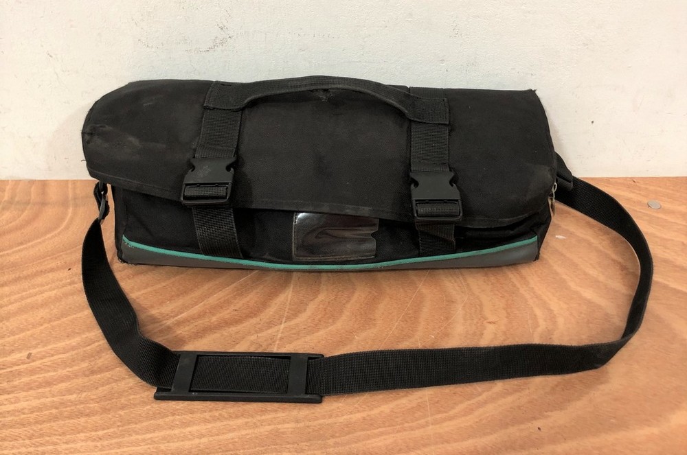 John Pye Auctions KANE 458 FLUE GAS ANALYZER TO INCLUDE CLOTH BAG