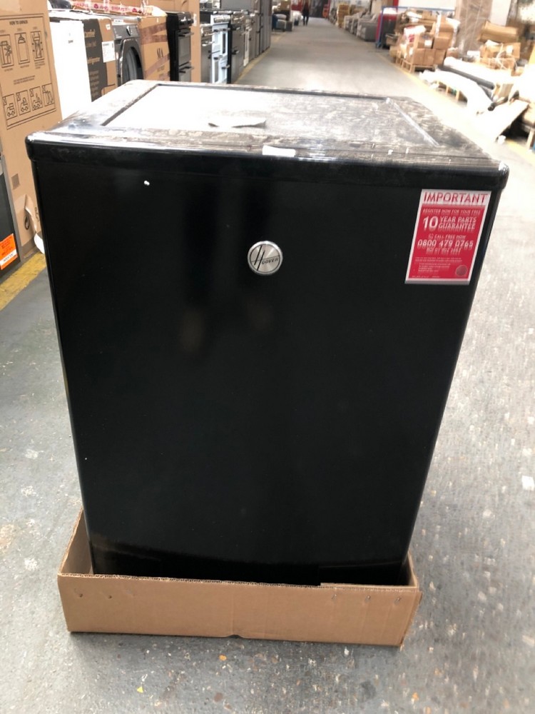 John Pye Auctions HOOVER FREESTANDING UNDER COUNTER FRIDGE IN BLACK
