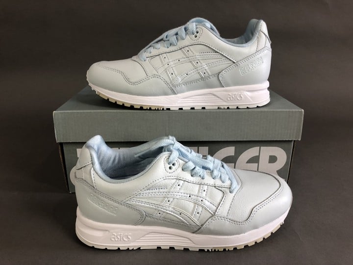 Asicstiger GELSAGA, Size 4