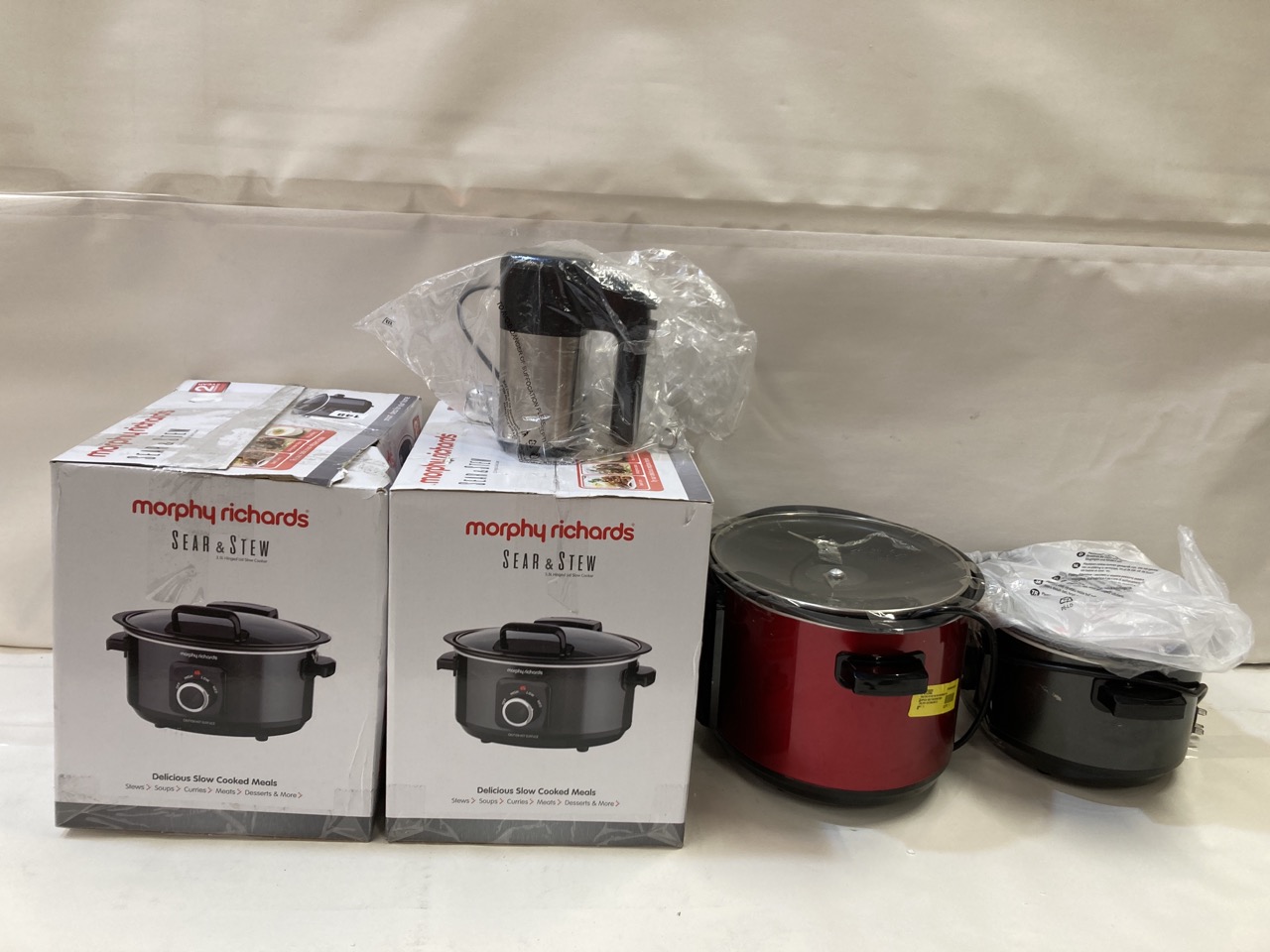 John Pye Auctions 2 X MORPHY RICHARDS SLOW COOKERS