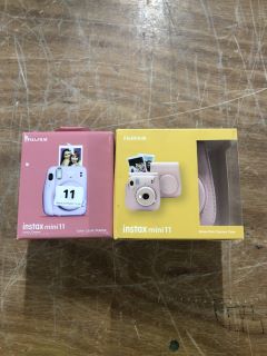 FUJIFILM INSTAX MINI 11 INSTANT CAMERA & INSTAX MINI 11 CAMERA CASE