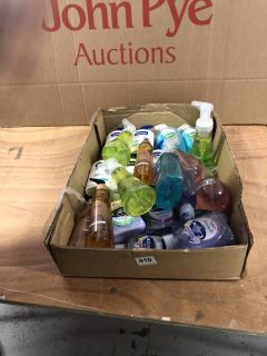 BOX OF ASSORTED ITEMS INC CUSSONS CAREX SENSITIVE ANTIBACTERIAL HANDWASH