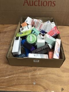 BOX OF ASSORTED ITEMS INC PIZ BUIN ALLERGY SUN SENSITIVE SKIN FACE CREAM