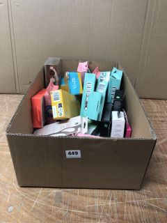 BOX OF ASSORTED ITEMS INC GILLETTE VENUS COMFORTGLIDE COCONUT RAZOR