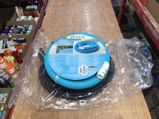 2 X ASSORTED ITEMS INC INTEX KRYSTAL POOL BASICS DELUXE VACUUM HOSE