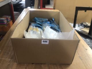 BOX OF ASSORTED ITEMS INC. REPLACEMENT KEYBOARD KEYS