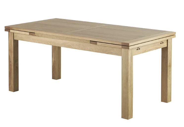 John Pye Auctions OAK FURNITURE LAND NATURAL SOLID OAK 810 SEATER EXTENDABLE DINING TABLE