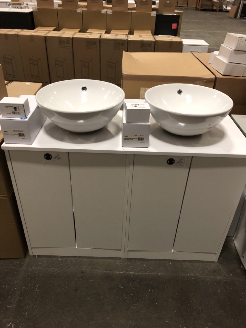 John Pye Auctions FLOOR STANDING 4 DOOR TWIN COUNTERTOP SINK UNIT IN