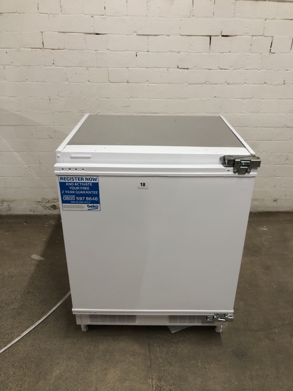 John Pye Auctions BEKO BLSF3682 INTEGRATED UNDERCOUNTER FRIDGE (EX