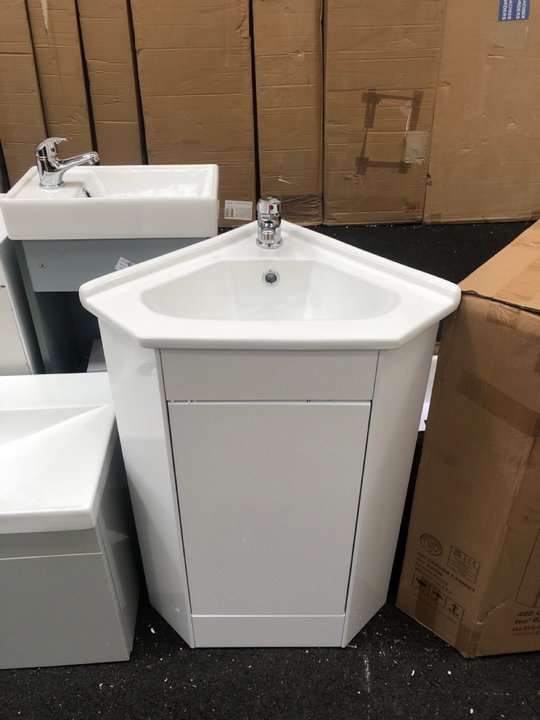 John Pye Auctions FLOOR STANDING 1 DOOR CORNER SINK UNIT IN WHITE