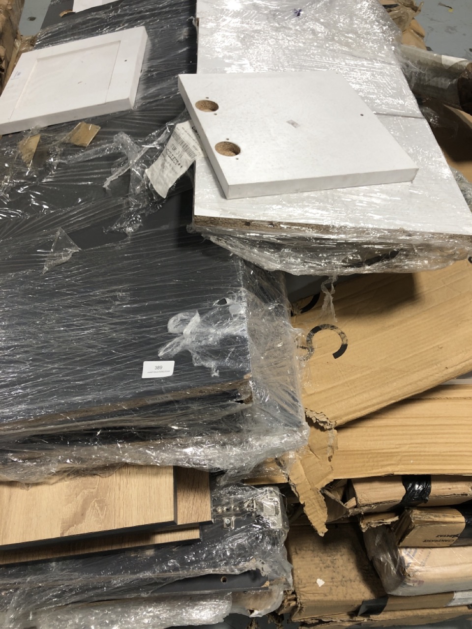 John Pye Auctions 4 X PALLETS OF FURNITURE PARTS TO