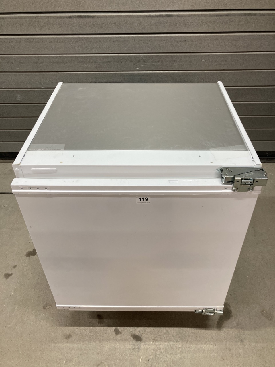 John Pye Auctions BEKO INTEGRATED UNDERCOUNTER FRIDGE MODEL BLSF3682