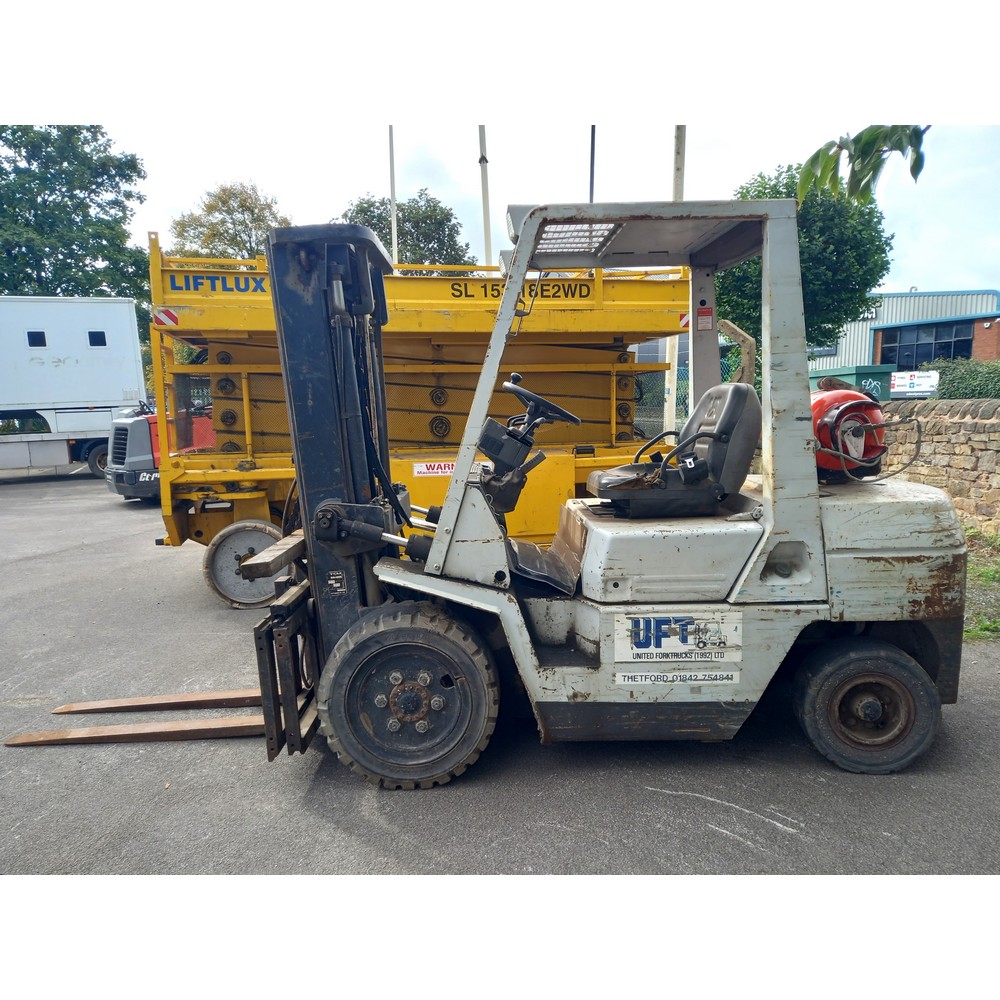 John Pye Auctions KALMAR GAS FORKLIFT MODEL 2830 SERIAL NUMBER 30046