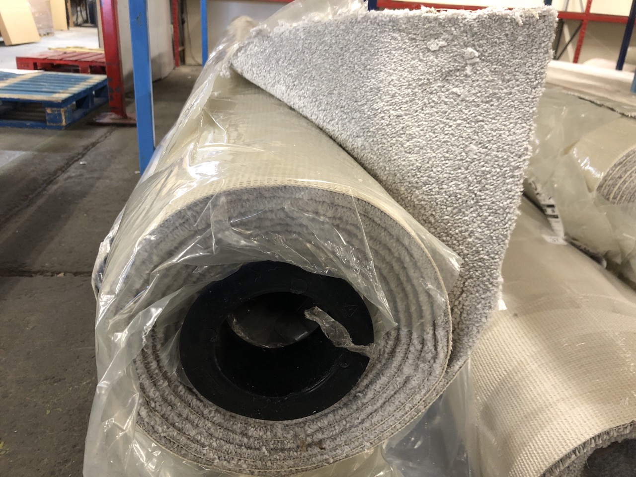 John Pye Auctions ARES CHROME COLOURED CARPET APPROX WIDTH 5M COLLECTION ONLY LOCATION