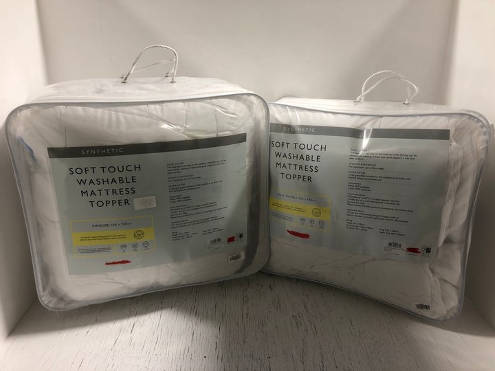 John Pye Auctions JOHN LEWIS & PARTNERS 2 X SOFT TOUCH WASHABLE