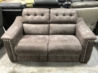 LA-Z-BOY HOLLYWOOD FABRIC 2 SEATER SOFA IN IGNEOUS: LOCATION - B7